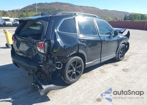 2021 Subaru Forester Limited z USA, uszkodzony, nr VIN JF2SKAUC8MH418585